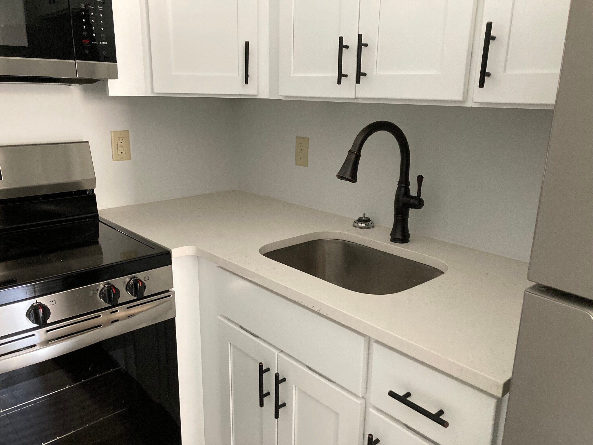 Building Photo - 2513 Frankford Ave