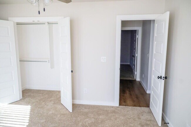 Building Photo - 2916 Corpus Ave