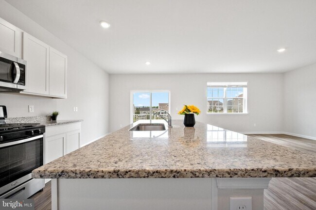 Building Photo - 504 Harper Dr