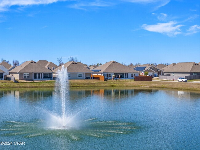 Building Photo - 317 Highbrook Rd