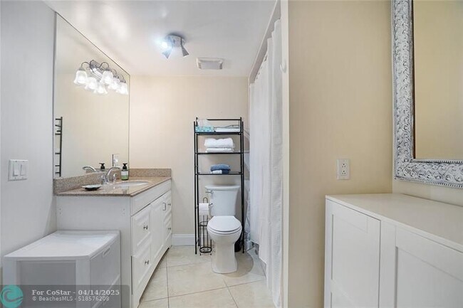 Building Photo - 3800 Galt Ocean Dr