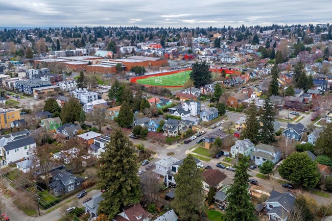 Building Photo - 957 NW 64th St