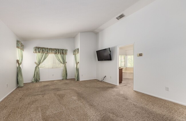 Building Photo - Beautiful Updated Home in Reche Canyon