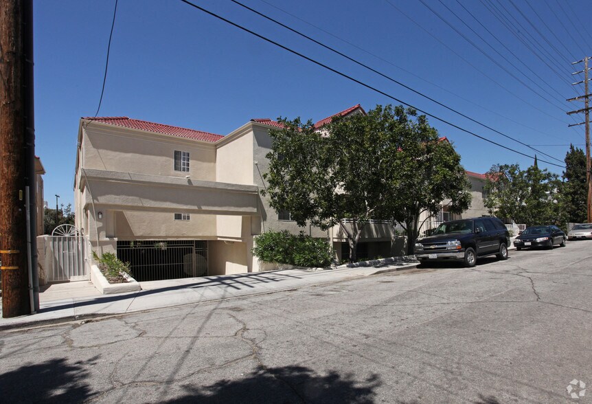 10217 - 10225 Hillhaven Ave - 10225 Hillhaven Ave