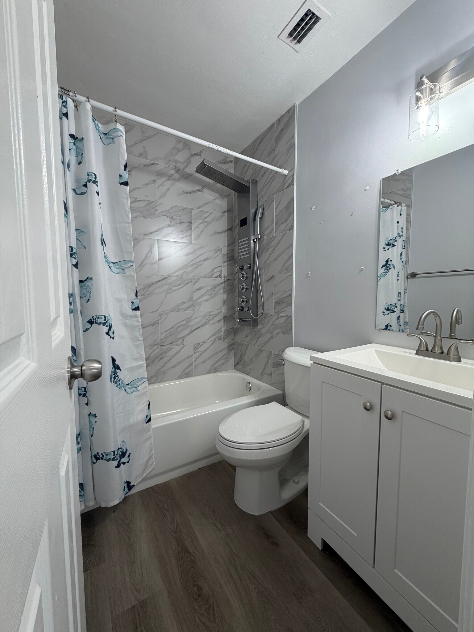 Building Photo - 6120 SW 38th St