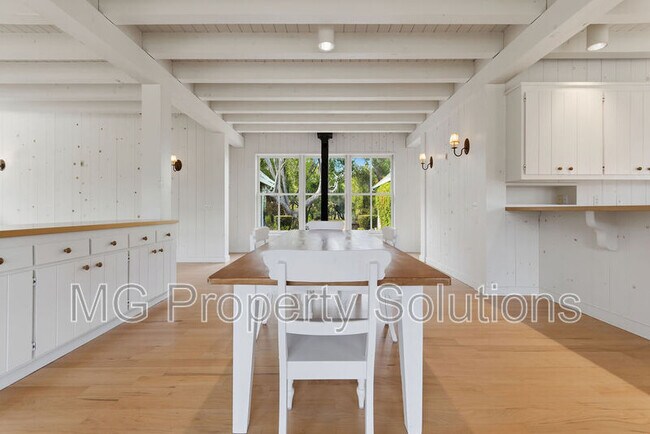 Building Photo - 5151 Nicasio Valley Rd
