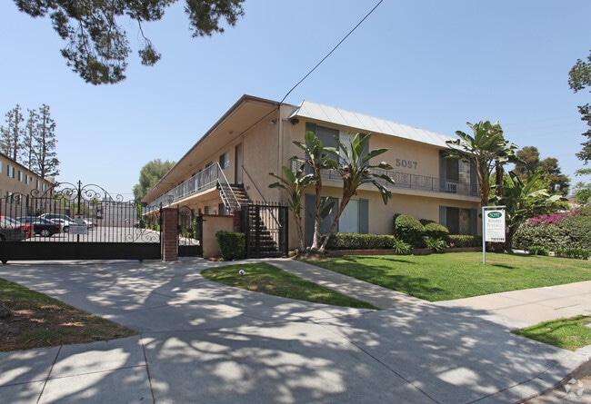 Primary Photo - Klump Terrace Apartments