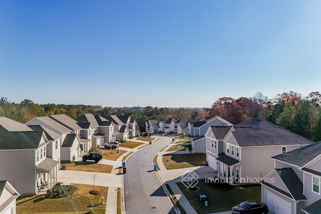 Building Photo - 2030 Blue Sky Ave