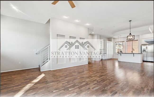 Building Photo - 6745 N 93RD Ave