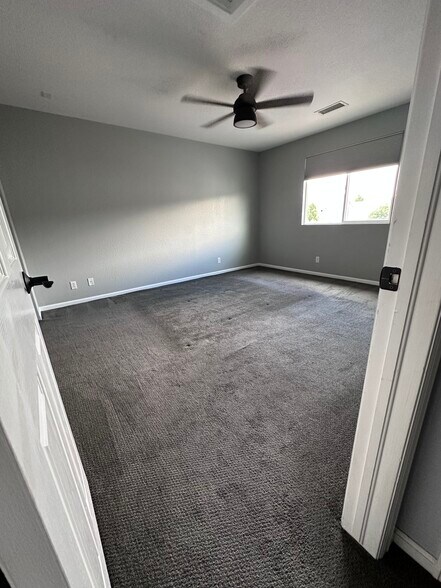 Bedroom 1 - 5796 Biscay St