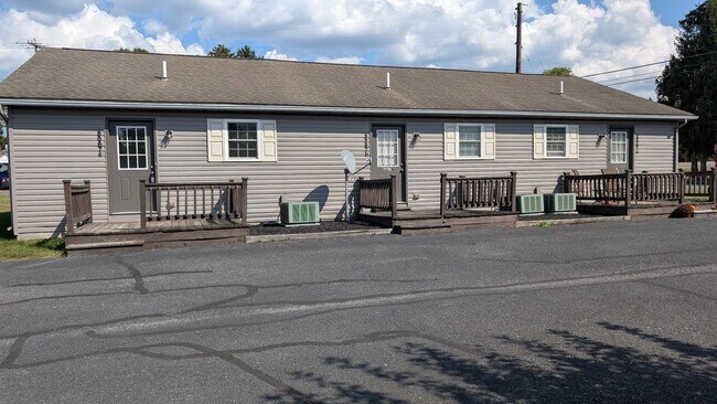 Building Photo - 8067 White Church Rd