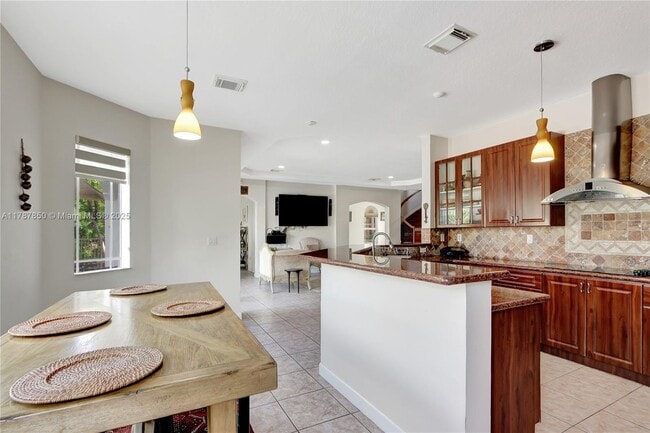 Building Photo - 6502 SW 162nd Ct