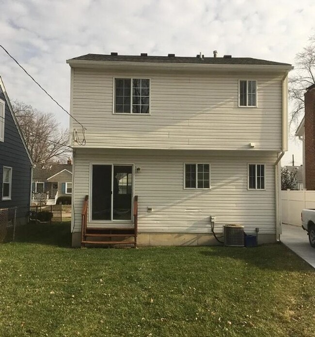 Building Photo - Charming 3-Bedroom Home in the Heart of Be...