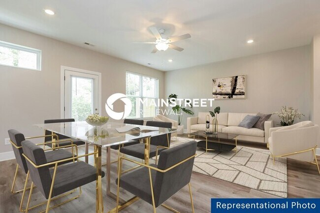 Building Photo - 3 Bedroom Pet-Friendly Home in Gallatin, TN with Main Street Renewal