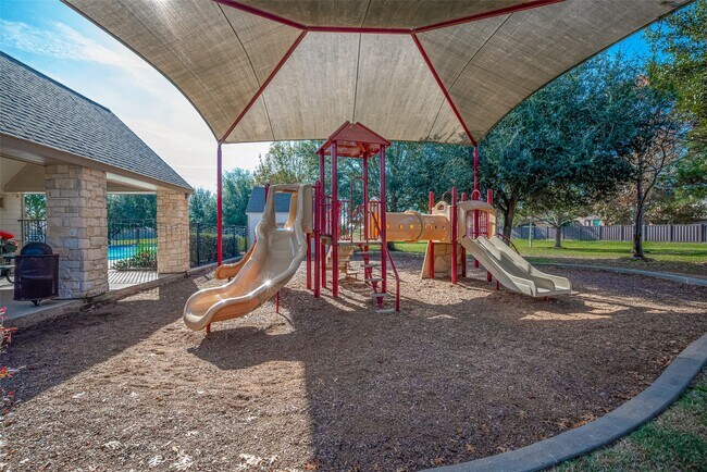 Building Photo - 30072 Willow Walk Lane