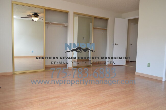 Building Photo - $2200 ~ 4 Bed ~ 2 Bath ~ Large Home on Corner lot off of S McCarren in Donner Springs Neighborhoo...