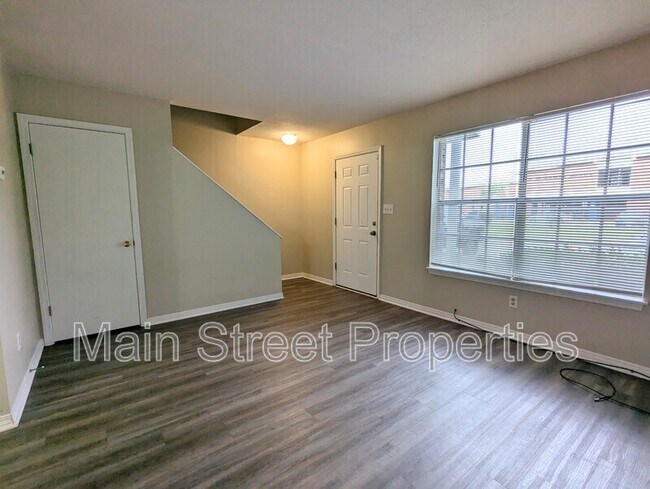 Building Photo - 6220 Lanier Dr