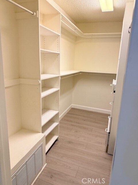 Building Photo - 14106 Dickens St