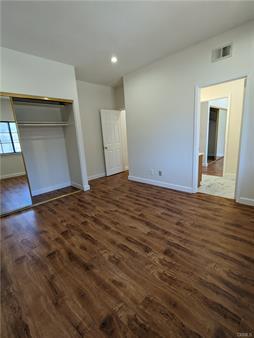 Building Photo - 42057 Parkmont Dr