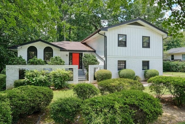 Building Photo - 1524 Brompton Ct