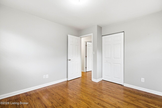 Building Photo - 2403 Silverbrook Ave