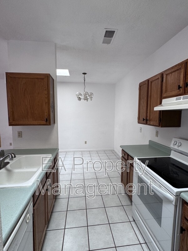 Building Photo - 6541 Keeling St NW