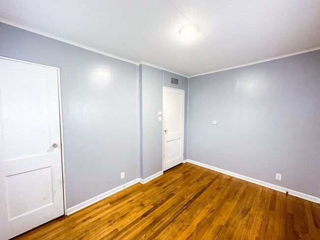 Building Photo - 3343 Arthington Blvd