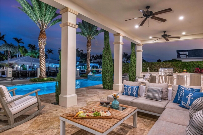 Building Photo - 156 Fiesta Way