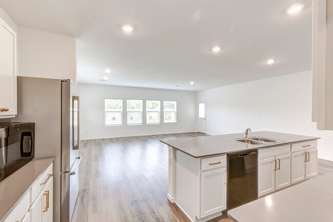 Building Photo - 2113 Guntersville Bnd