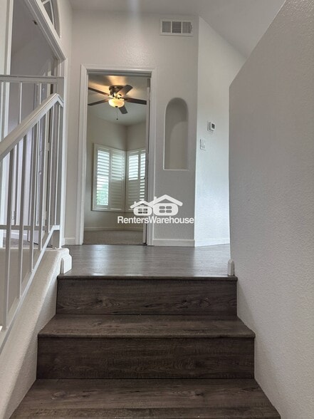 Building Photo - 8805 S 51st St