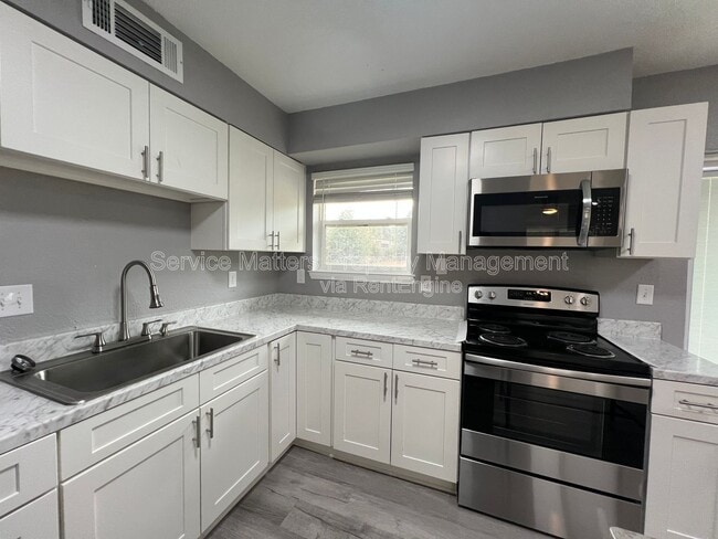 Building Photo - 3747 Berryhill Rd