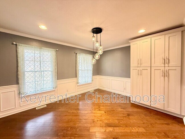 Building Photo - 9512 Imperial Dr