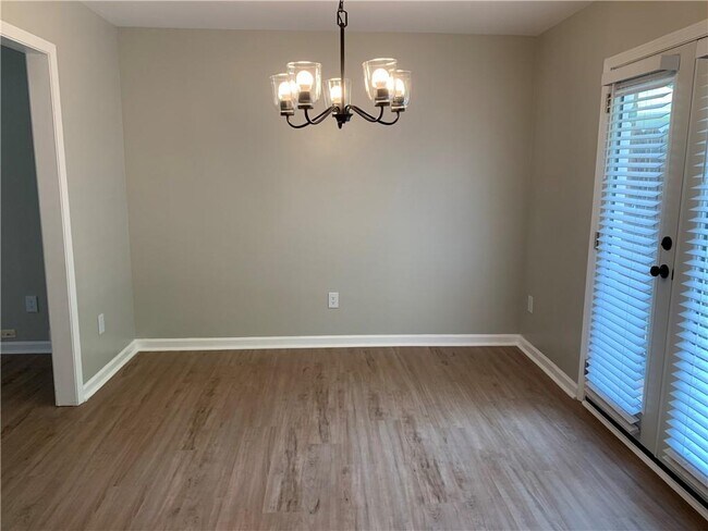 Building Photo - 5234 Wexford Ln