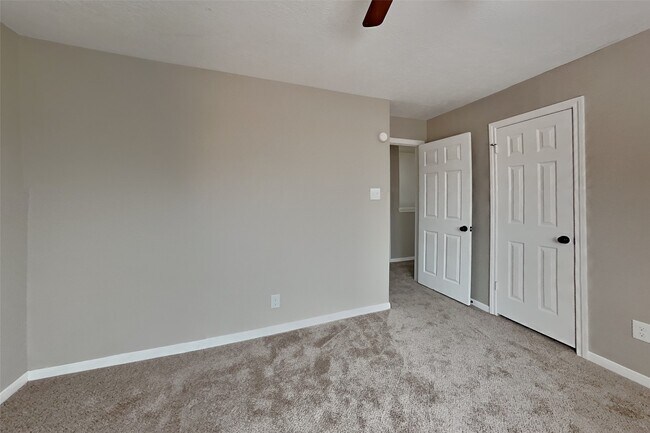 Building Photo - 30802 Sifton Dr