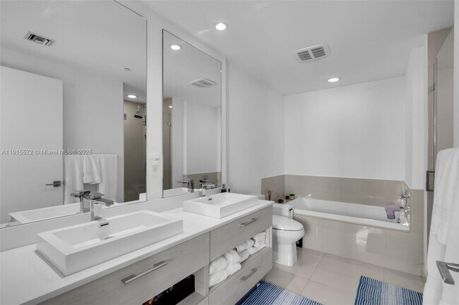 Building Photo - 55 SW 9th St