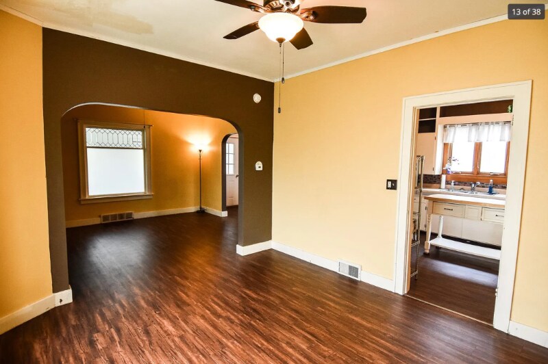 Building Photo - 716 Knight Ave N