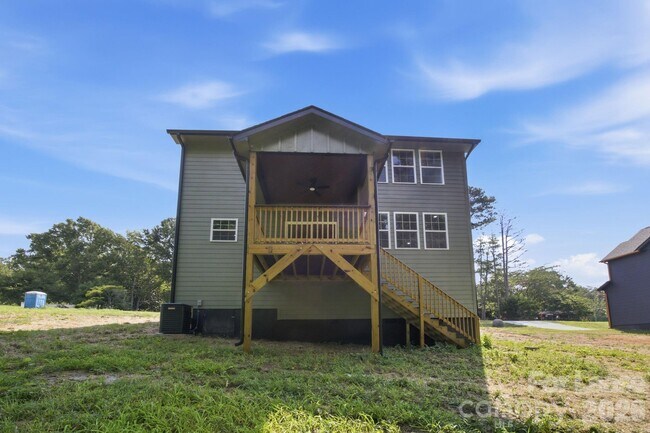 Building Photo - 122 McCarver Rd