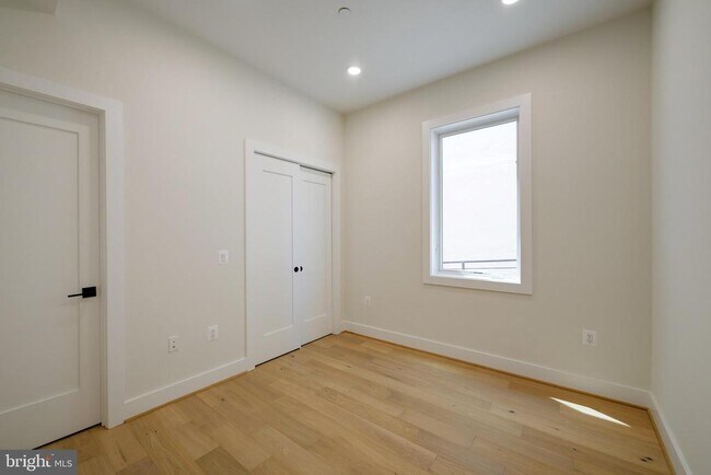 Building Photo - 4347 Harrison St NW