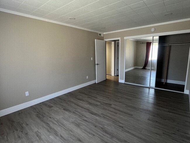 Building Photo - Private 2 Bedroom ADU with Fenced Yard