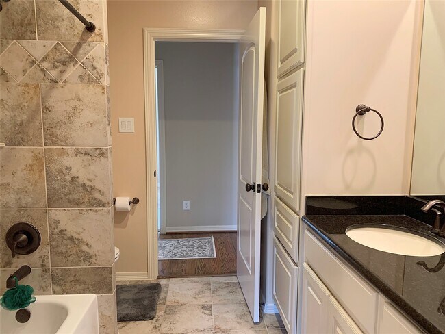 Building Photo - 5031 Cheena Dr