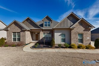 Building Photo - 6023 Peach Pond Way SE