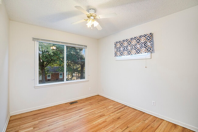 Building Photo - 8420 N Virginia Ave