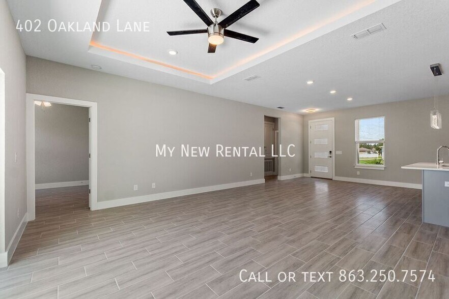 Building Photo - 402 Oakland Ln