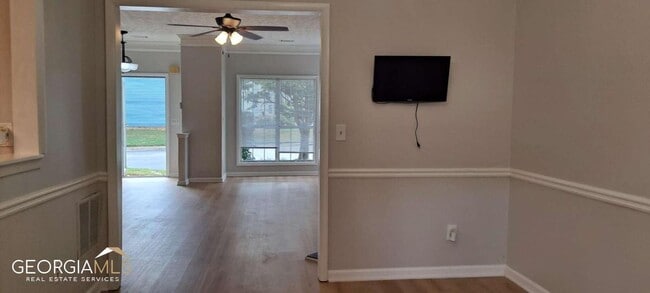 Building Photo - 3529 Mt Vernon Cir