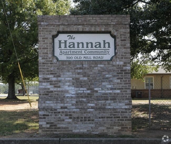 Primary Photo - Hannah Apartments