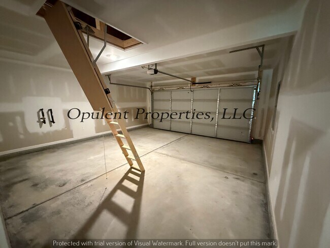 Building Photo - 179 Olde Hearth Rd