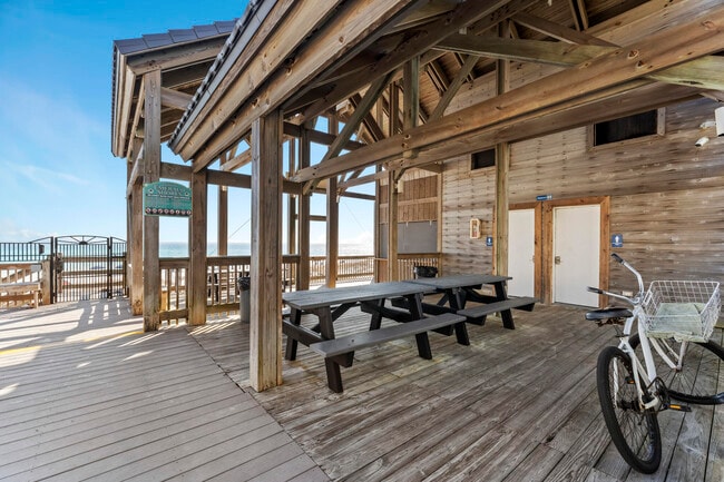 Building Photo - 25 Opal Cove