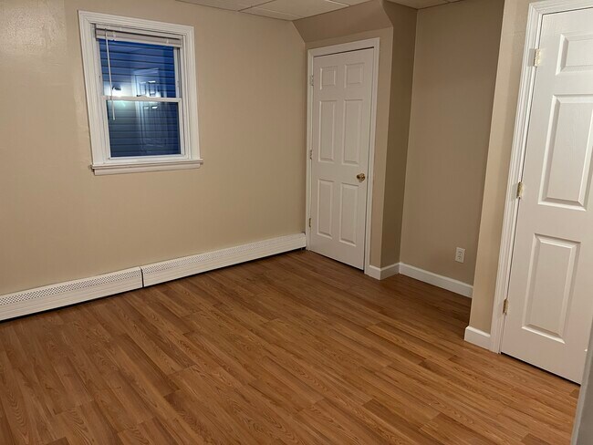 Building Photo - 37 South St