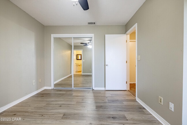 Building Photo - 191 White Sandy Dr