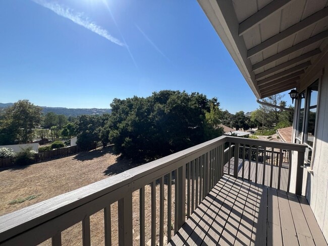 Building Photo - 4617 San Anselmo Rd